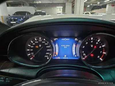 2015 Maserati Ghibli VIN:
