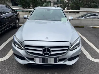 2016 Mercedes-Benz C 200 VIN:
