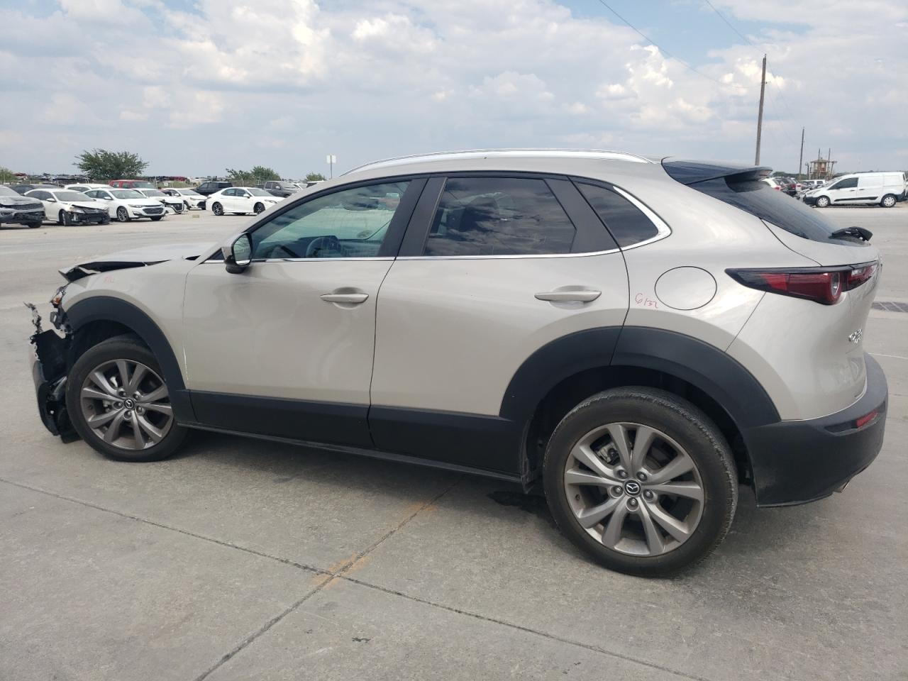 2022 MAZDA CX-30 PREFERRED VIN:3MVDMBCL1NM426483