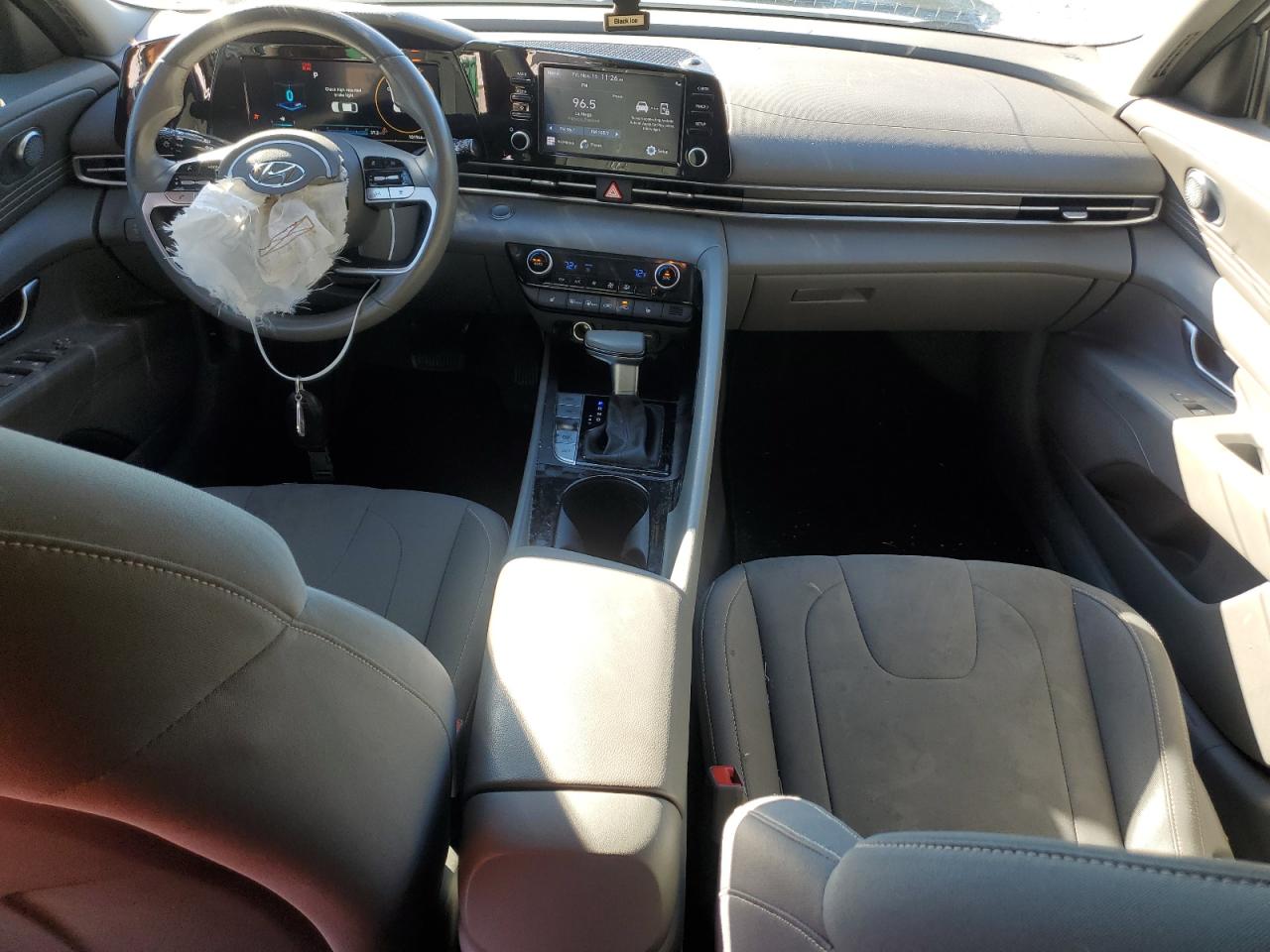 2022 HYUNDAI ELANTRA SEL VIN:5NPLN4AG6NH069853
