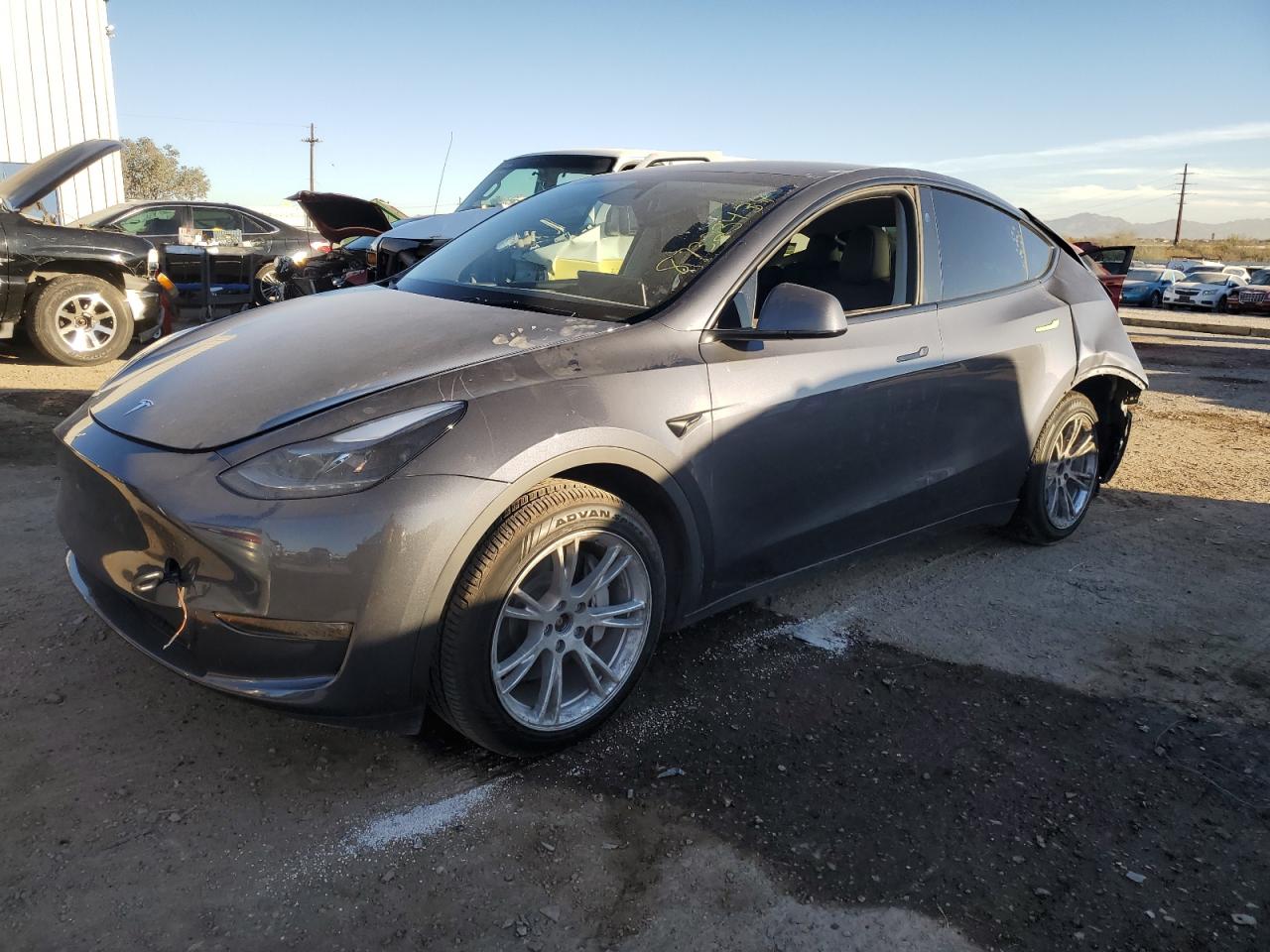2023 TESLA MODEL Y  VIN:7SAYGDEE7PA211685