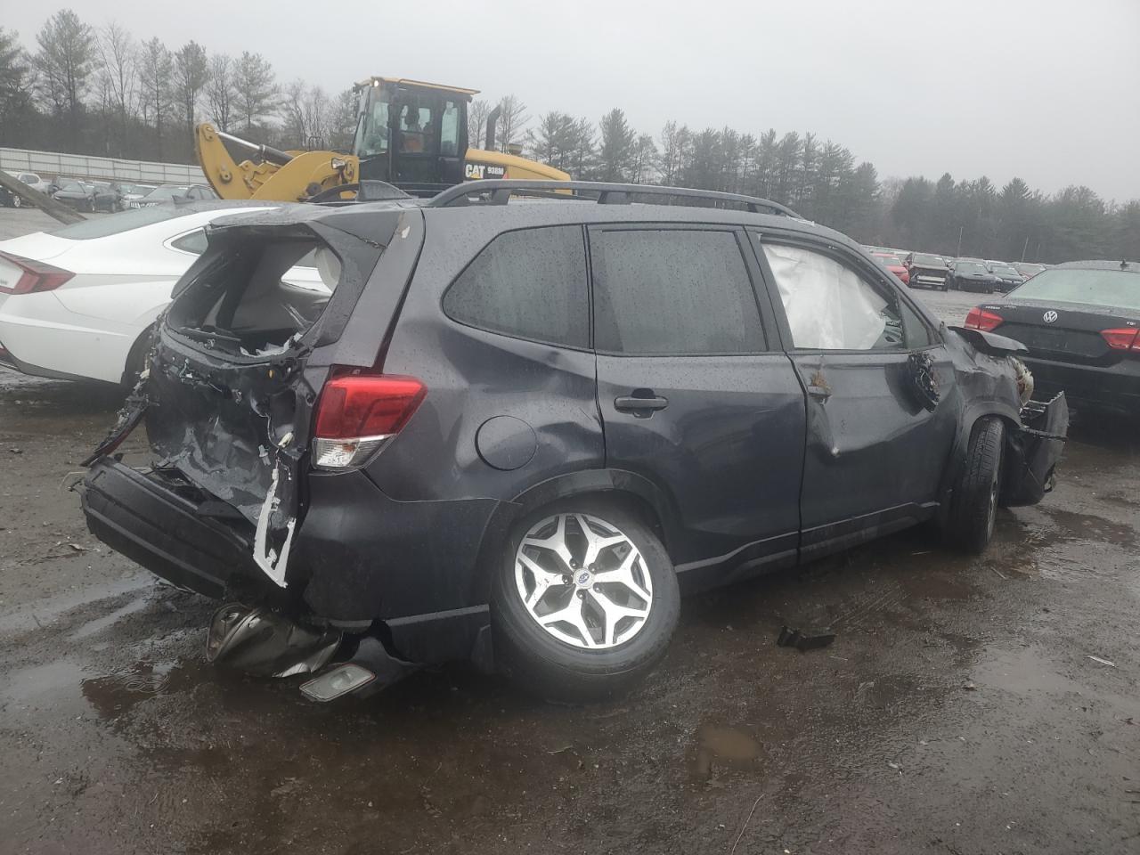 2024 SUBARU FORESTER PREMIUM VIN:JF2SKADC8RH441775