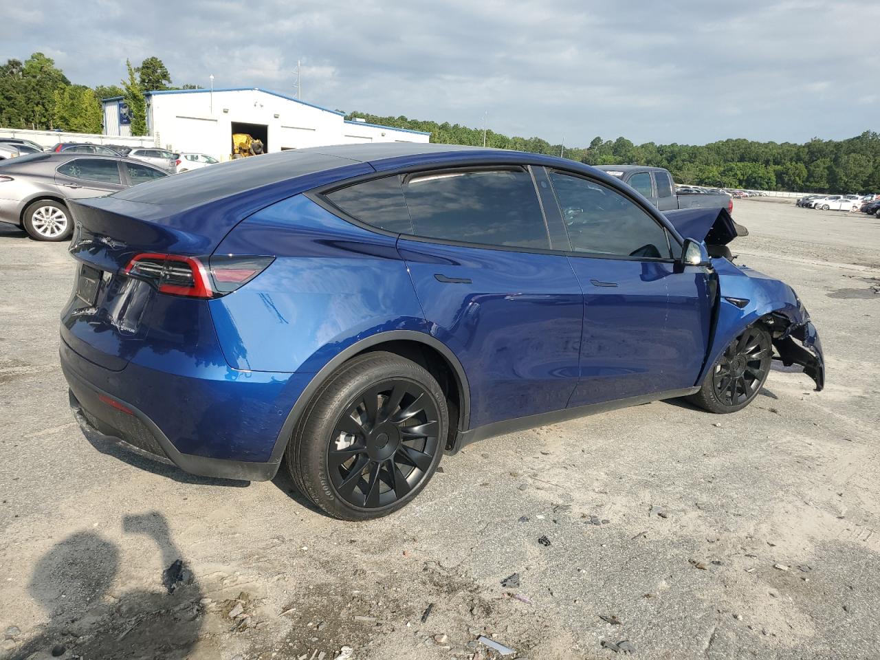 2022 TESLA MODEL Y  VIN:7SAYGDEE2NF425192