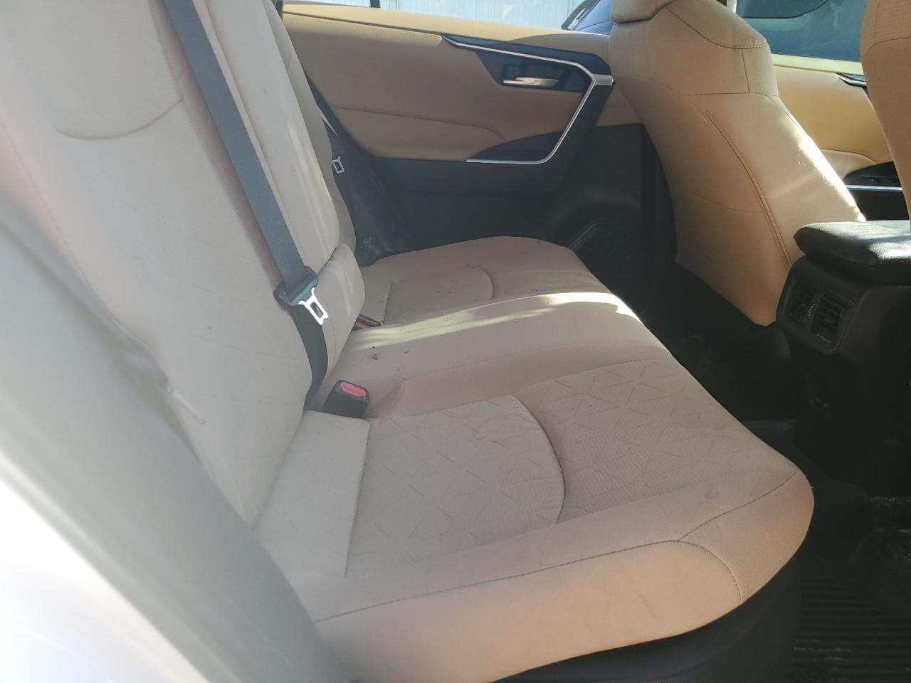 2024 TOYOTA RAV4 XLE VIN:2T3RWRFV2RW205535