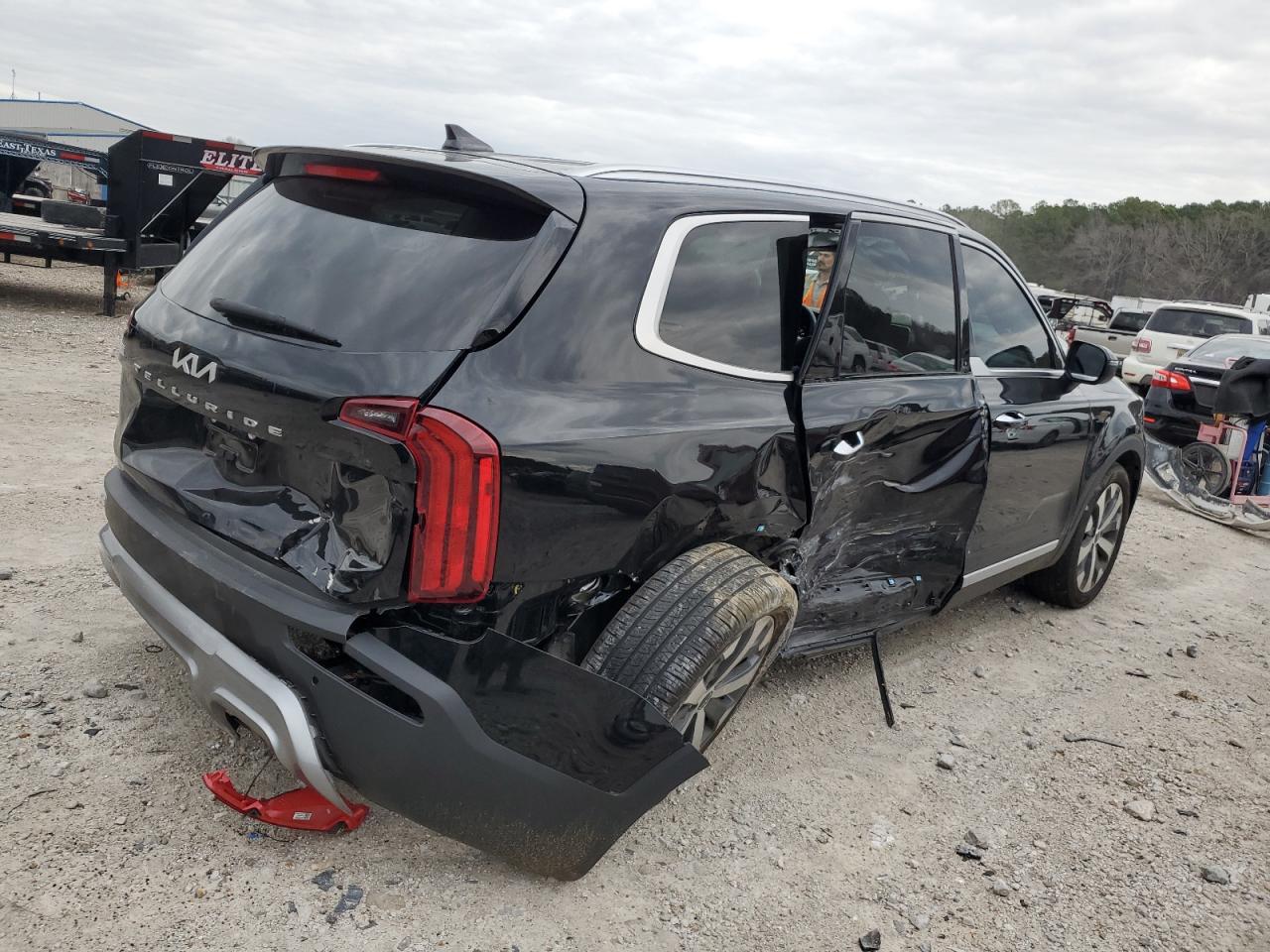2022 KIA TELLURIDE S VIN:5XYP64HC9NG278142