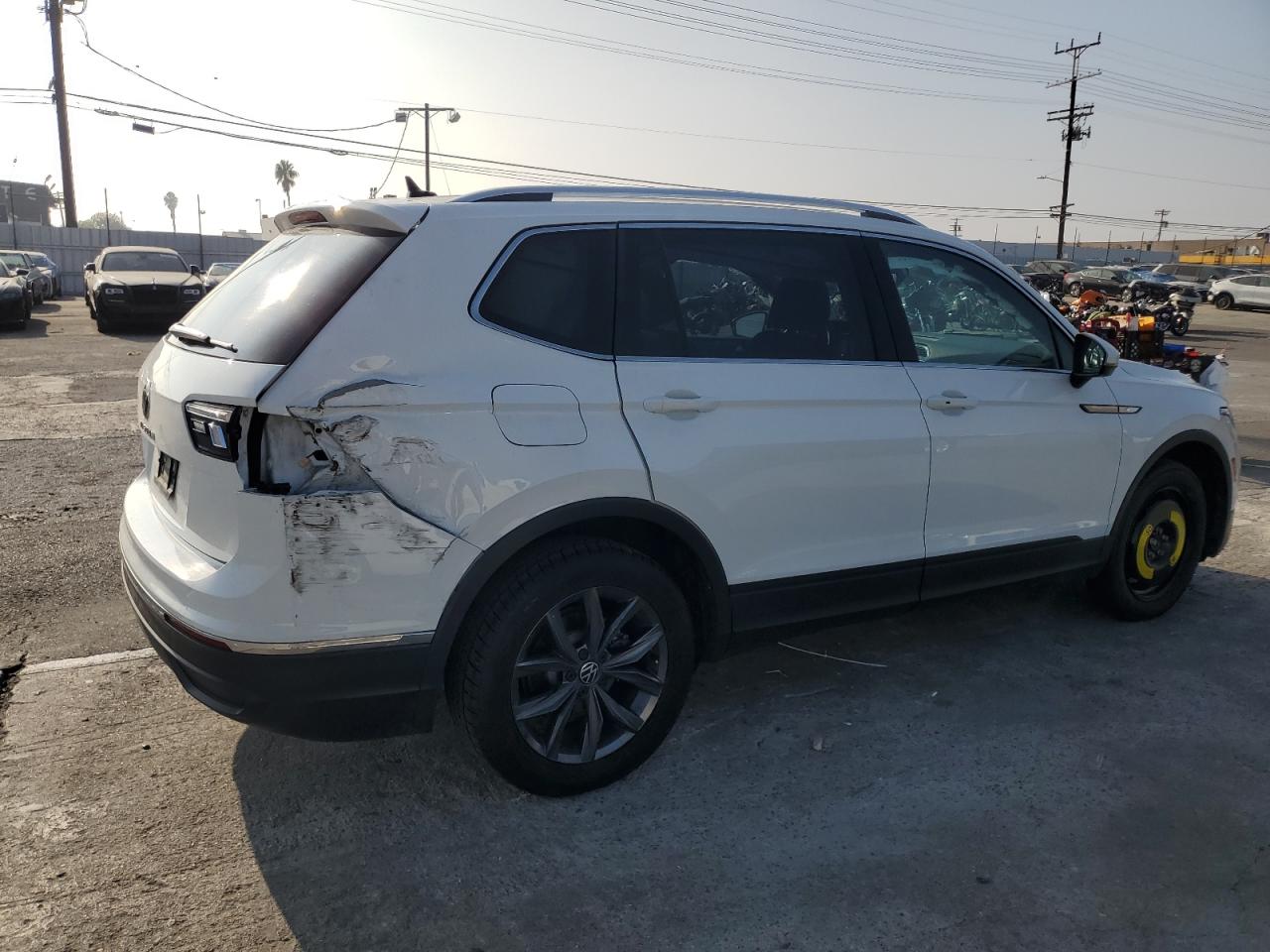 2022 VOLKSWAGEN TIGUAN SE VIN:3VV3B7AX1NM094438