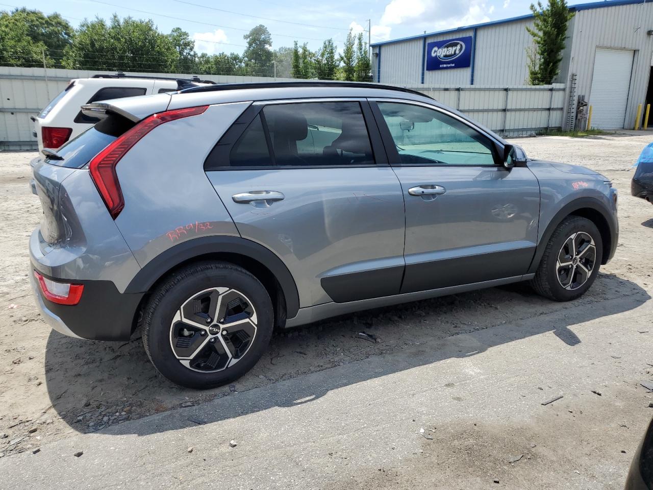 2023 KIA NIRO EX VIN:KNDCR3LE2P5109875