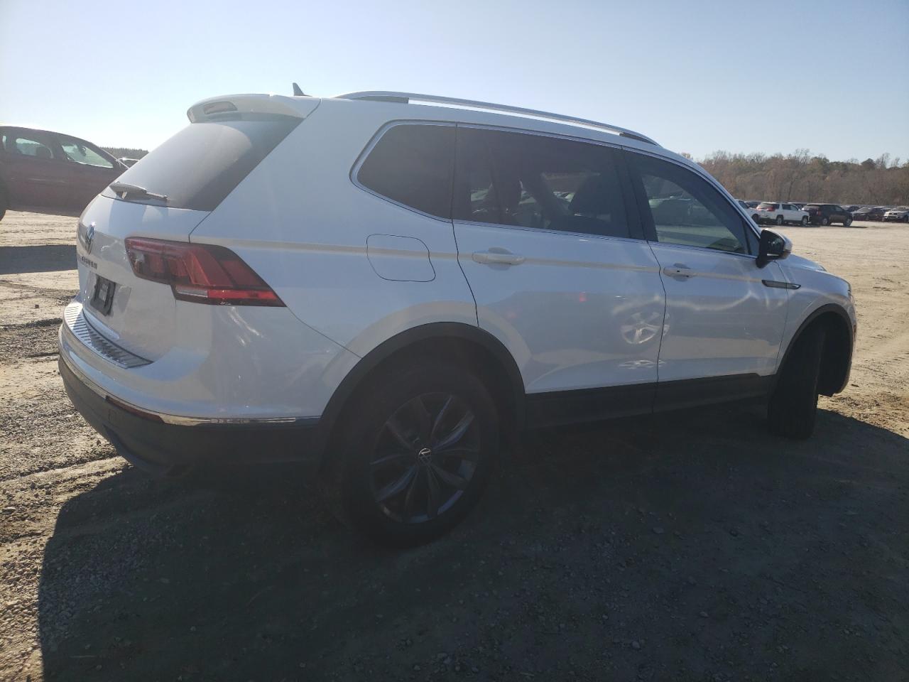 2023 VOLKSWAGEN TIGUAN SE VIN:3VVNB7AX1PM081409