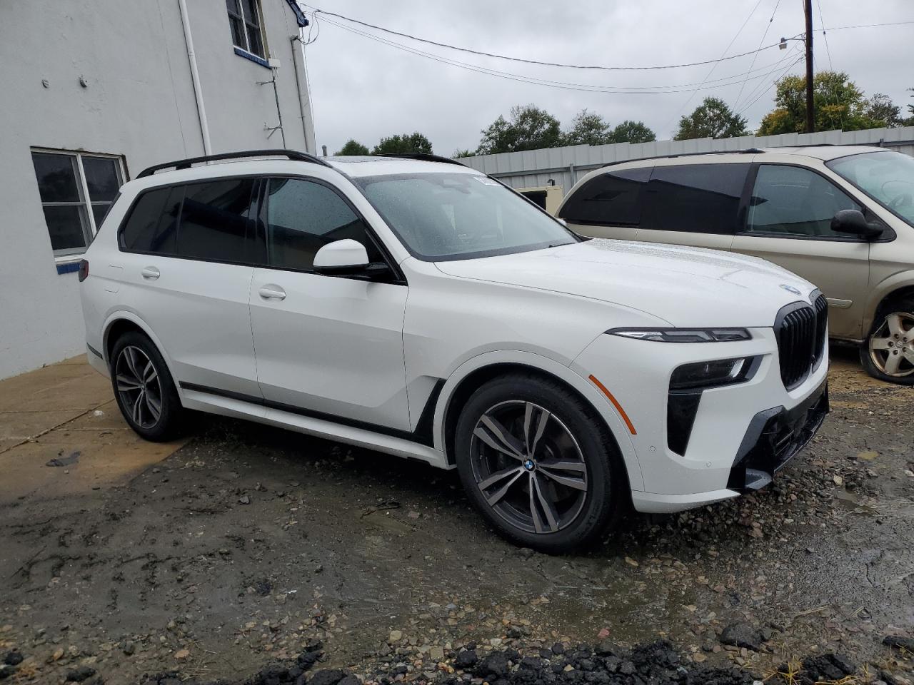 2023 BMW X7 XDRIVE40I VIN:5UX23EM02P9R93559