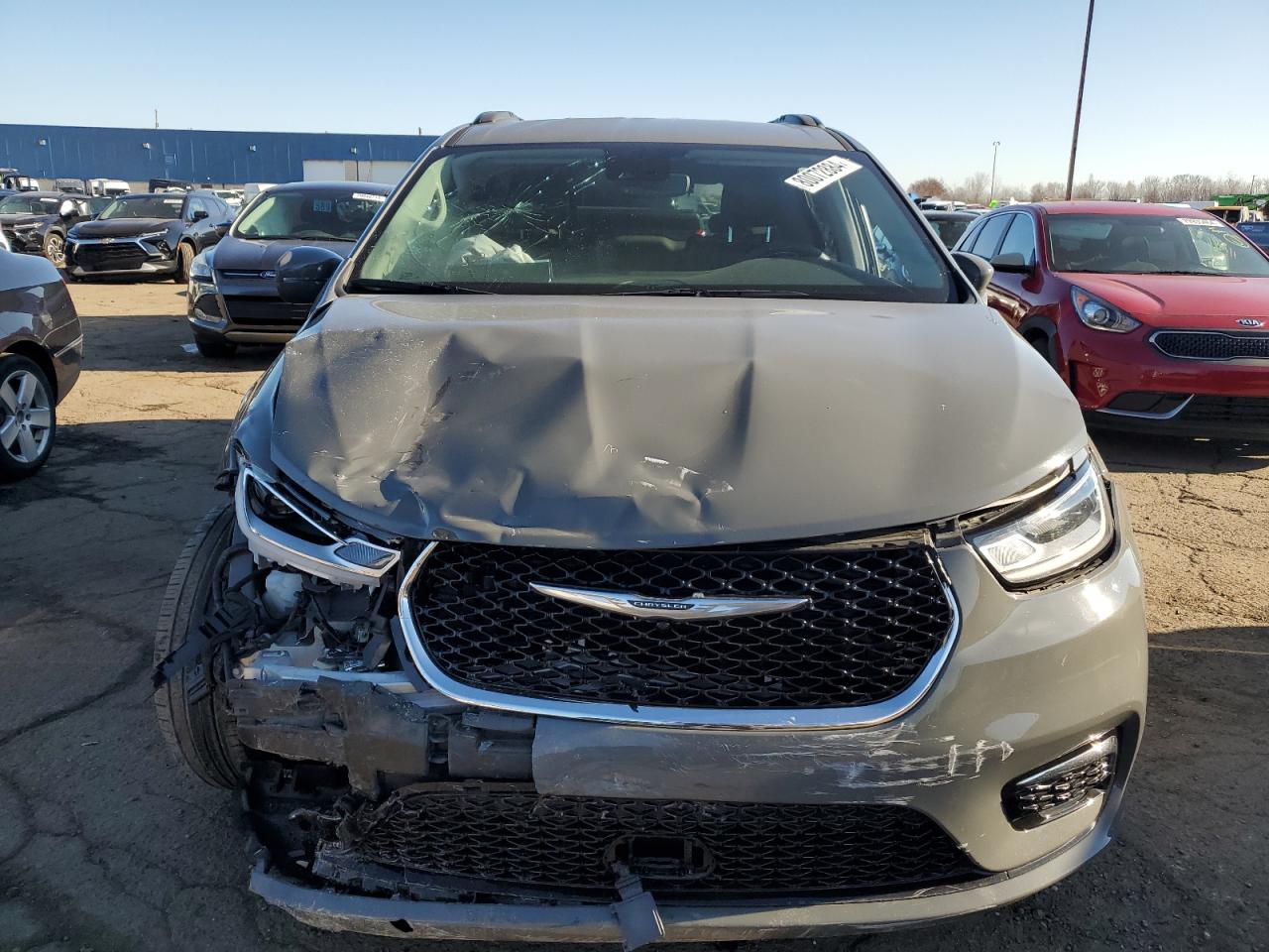 2022 CHRYSLER PACIFICA TOURING L VIN:2C4RC1BG8NR142298