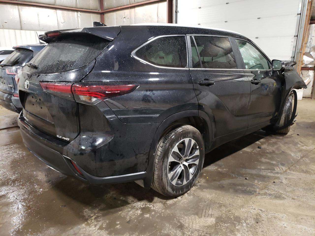 2024 TOYOTA HIGHLANDER LE VIN:5TDKDRBH3RS551909