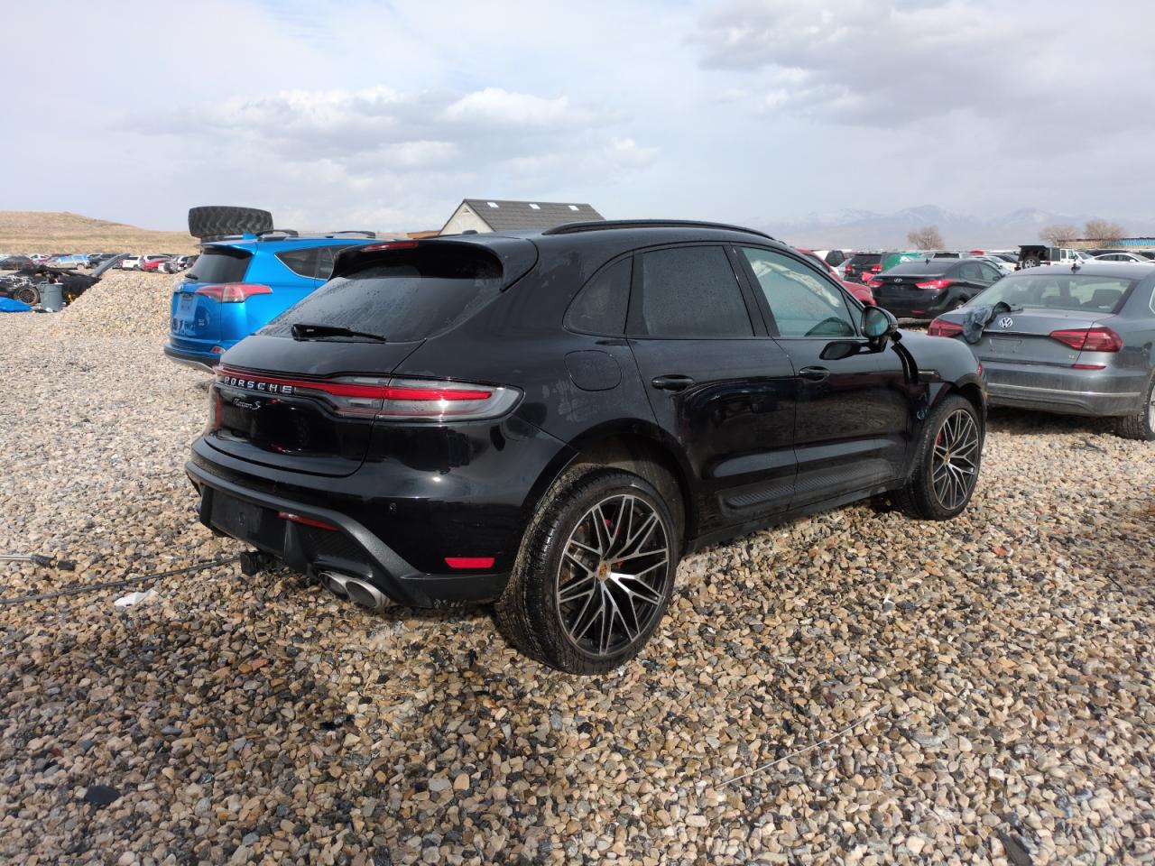 2024 PORSCHE MACAN S VIN:WP1AG2A52RLB38333