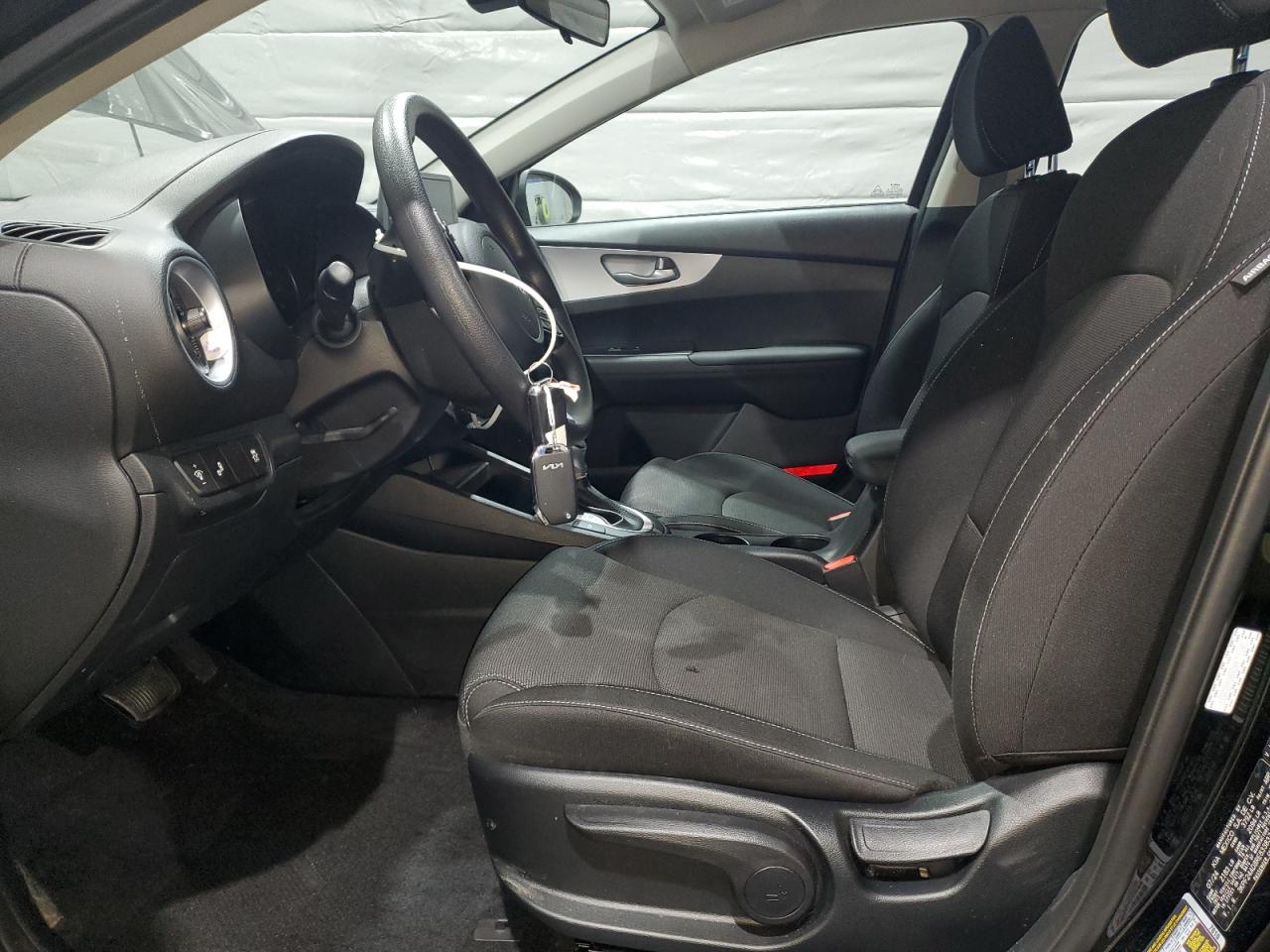 2024 KIA FORTE LX VIN:3KPF24AD8RE833837