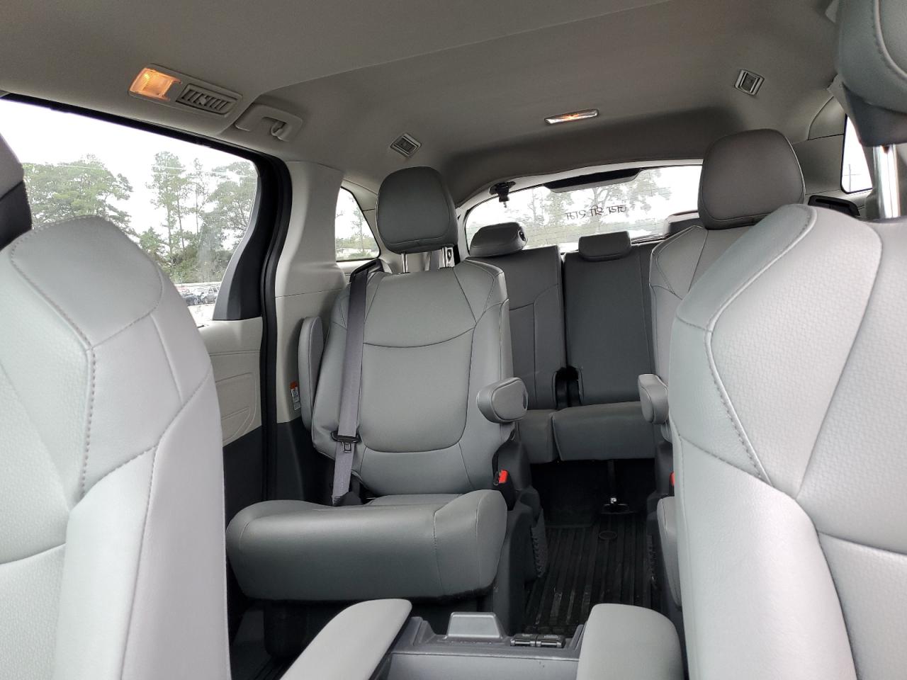 2023 TOYOTA SIENNA XLE VIN:5TDYRKEC2PS136810