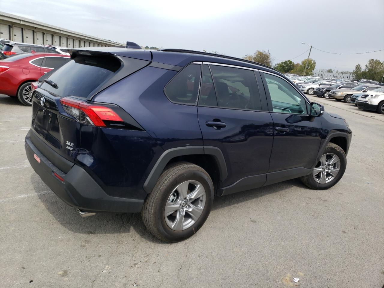 2024 TOYOTA RAV4 XLE VIN:2T3P1RFV5RW478684