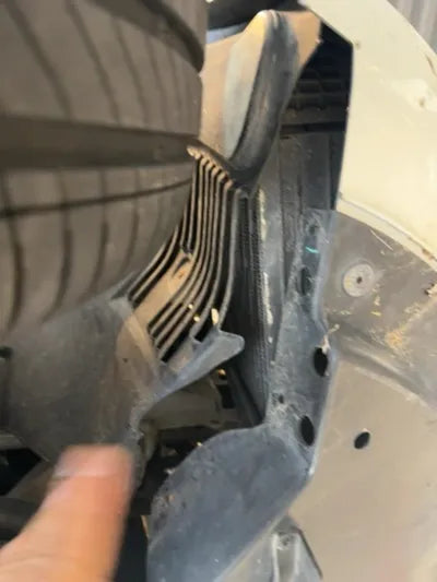 2017 Maserati Ghibli VIN: