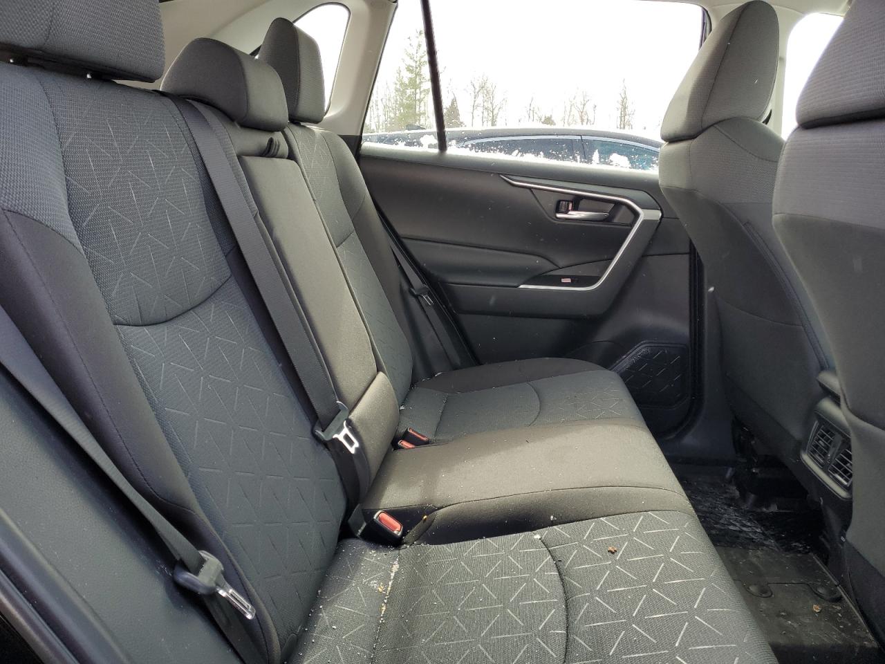 2024 TOYOTA RAV4 XLE VIN:2T3R1RFV8RC486658