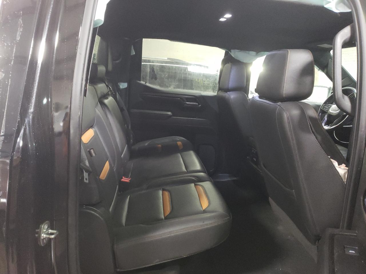 2022 GMC SIERRA K1500 AT4 VIN:1GTUUEET9NZ559460