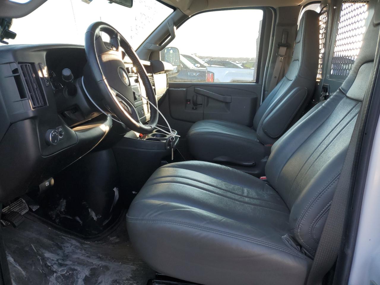 2022 CHEVROLET EXPRESS G2500  VIN:1G2WP52K4YF187306