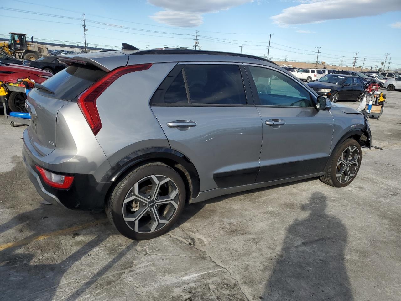 2023 KIA NIRO EX VIN:KNDCR3LE0P5090212