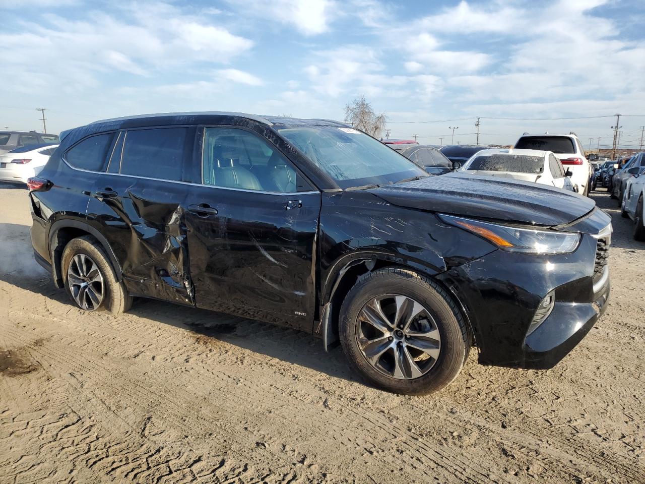 2022 TOYOTA HIGHLANDER HYBRID XLE VIN:5TDHBRCH1NS556941