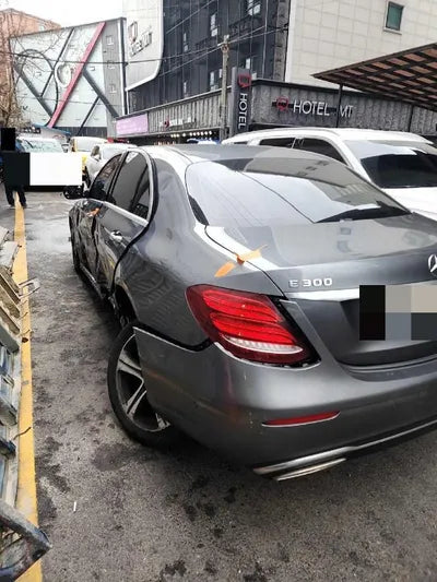 2019 Mercedes-Benz E 300 VIN: