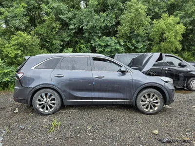 2018 Kia Sorento VIN: