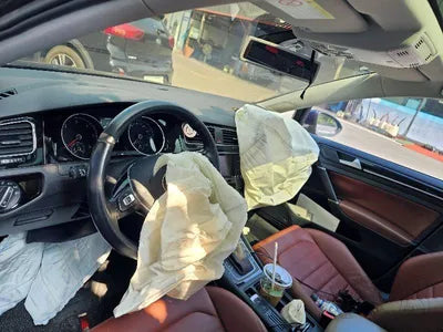 2015 Volkswagen Golf WVWZZZAUZFW258204 VIN:WVWZZZAUZFW258204