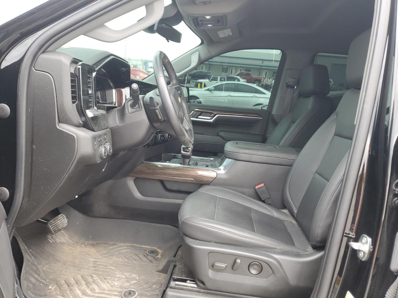 2022 CHEVROLET SILVERADO K1500 LT VIN:1GCUDDETXNZ502601