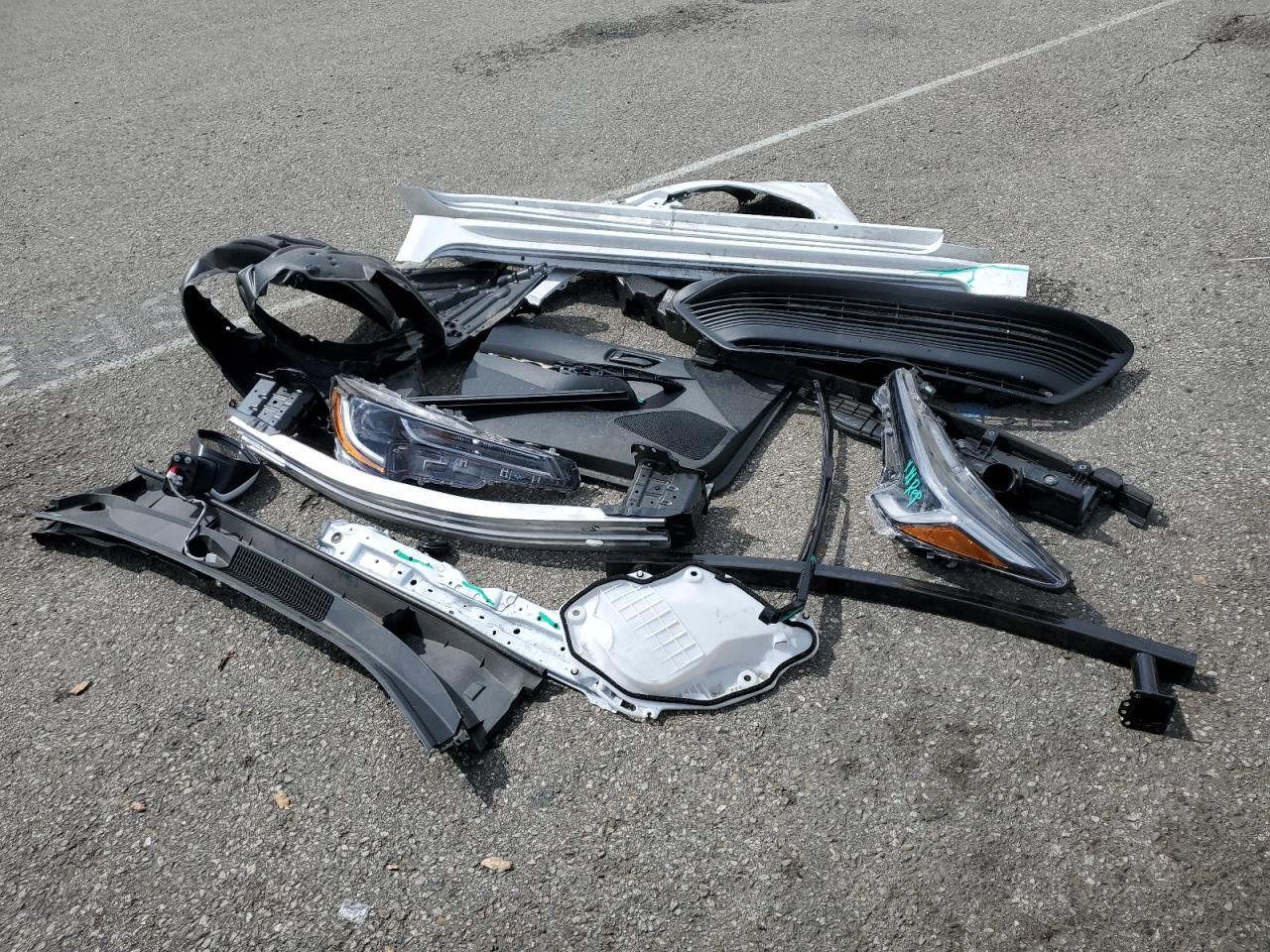 2024 TOYOTA COROLLA LE VIN:5YFB4MDE4RP228371