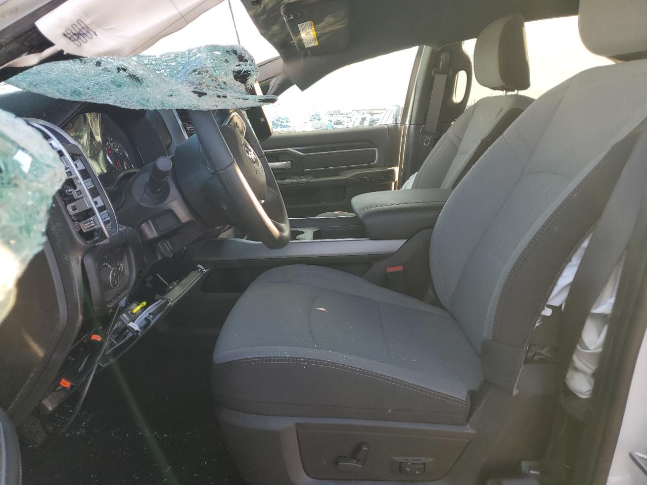 2024 RAM 2500 BIG HORN VIN:3C6UR5DL7RG349374