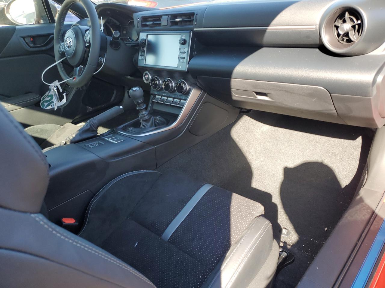 2023 TOYOTA GR 86 PREMIUM VIN:JF1ZNBE15P9762743