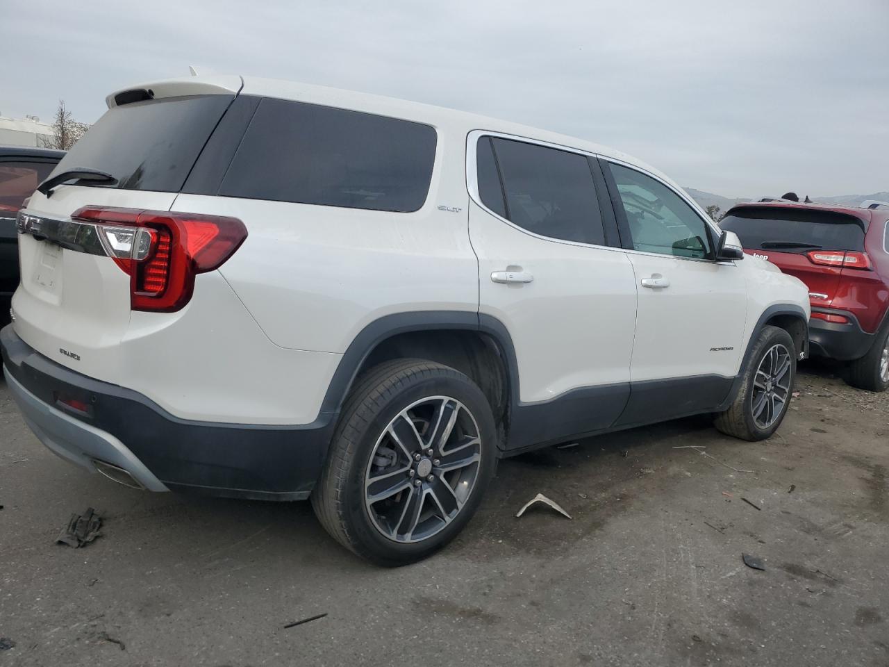 2022 GMC ACADIA SLT VIN:1GKKNULS1NZ113316