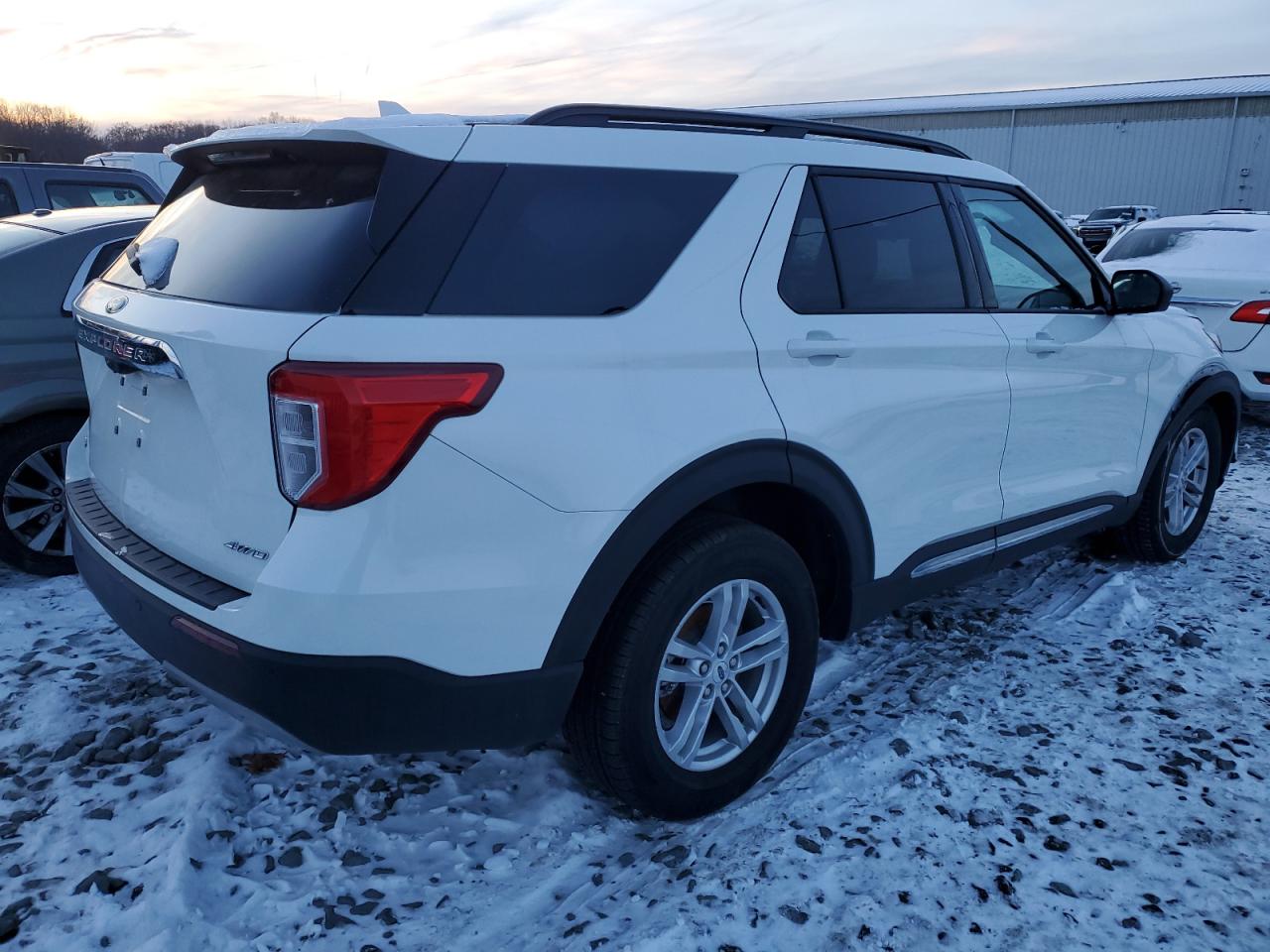 2022 FORD EXPLORER XLT VIN:1FMSK8DH8NGB58159