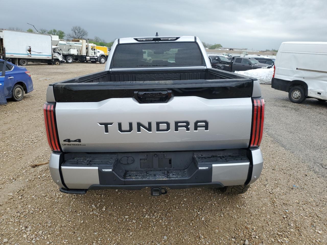 2024 TOYOTA TUNDRA CREWMAX PLATINUM VIN:5TFNC5EC1RX004561