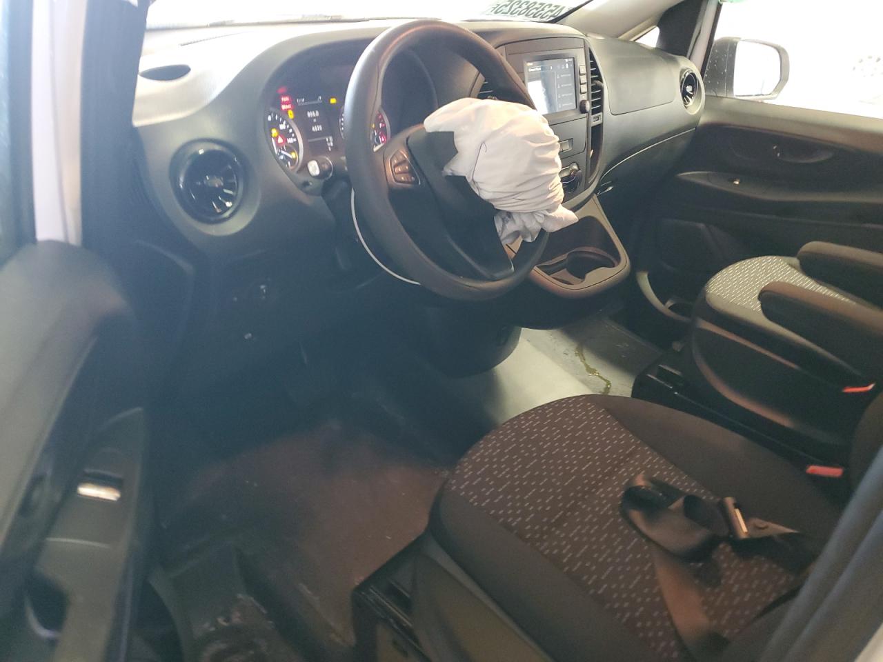 2023 MERCEDES-BENZ METRIS  VIN:W1YV0CEY4P4365964