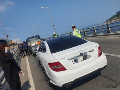 2015 Mercedes-Benz C 220 WDDGJ0CB7FG354676 VIN:WDDGJ0CB7FG354676