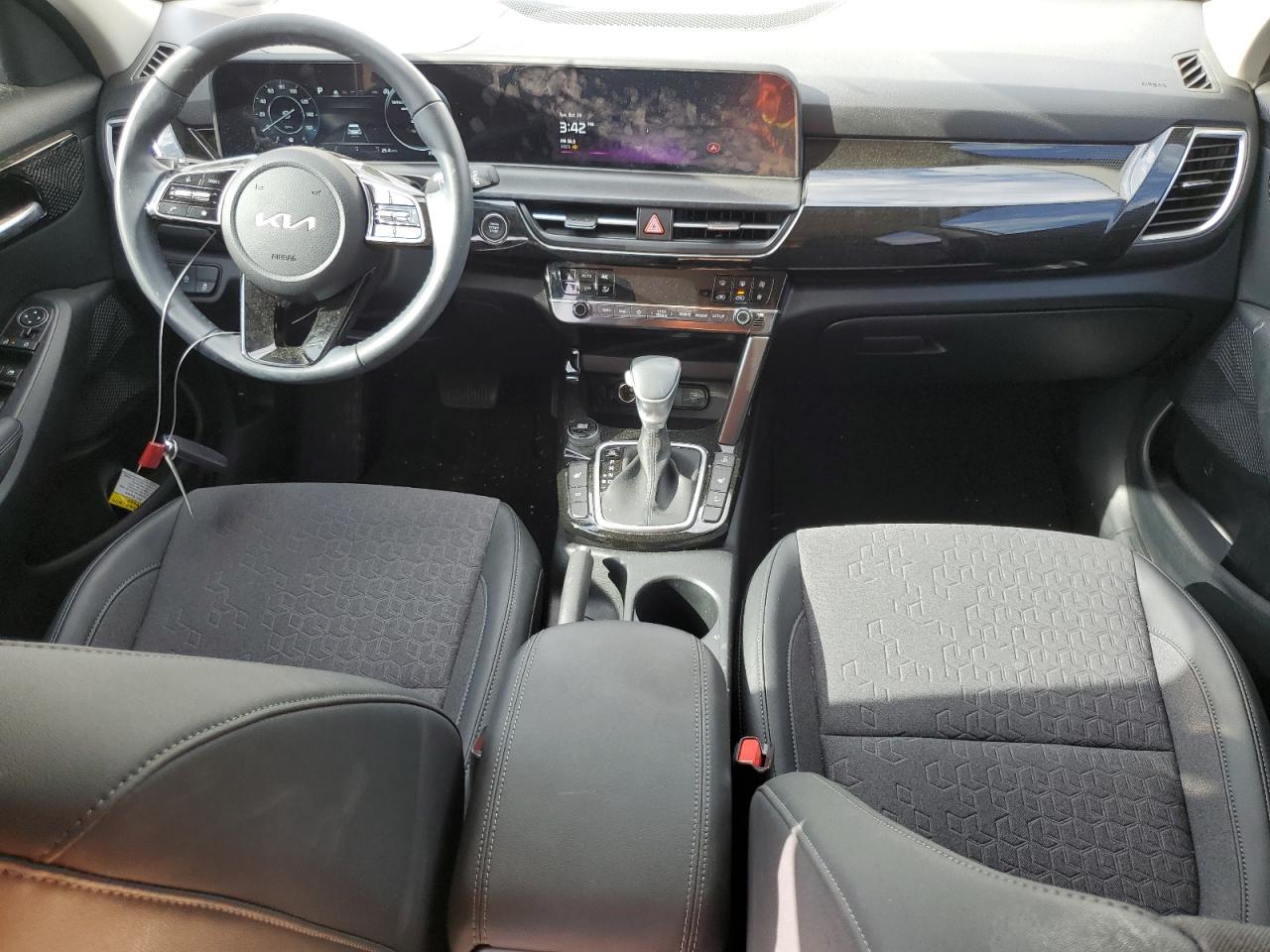 2024 KIA SELTOS S VIN:KNDEUCAA2R7639259
