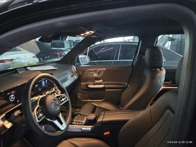 2021 Mercedes-Benz B 220 VIN: