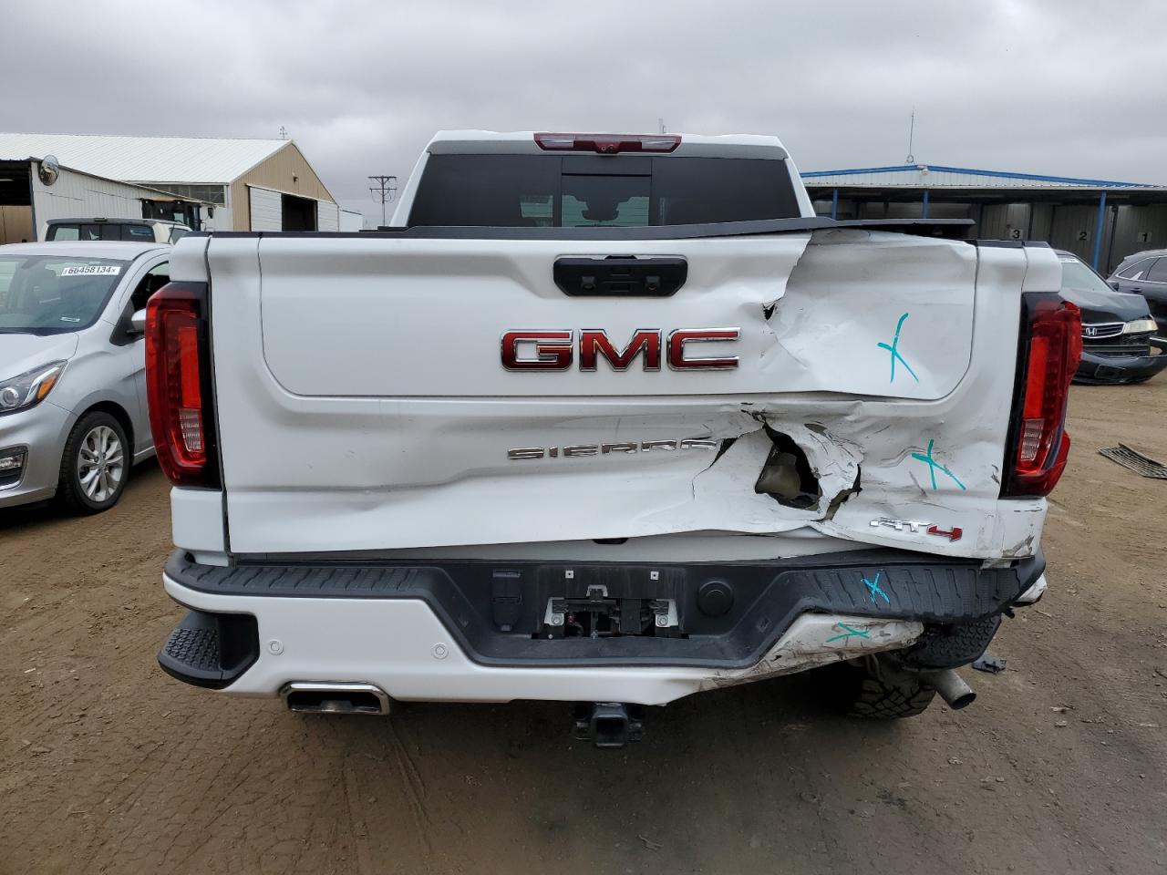 2022 GMC SIERRA K1500 AT4 VIN:3GTPUEEL8NG663998