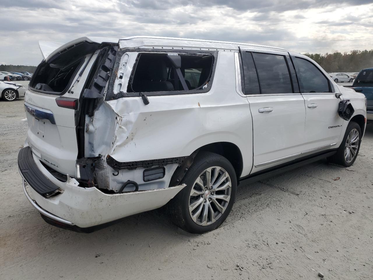 2022 GMC YUKON XL DENALI VIN:1GKS2JKL0NR238244