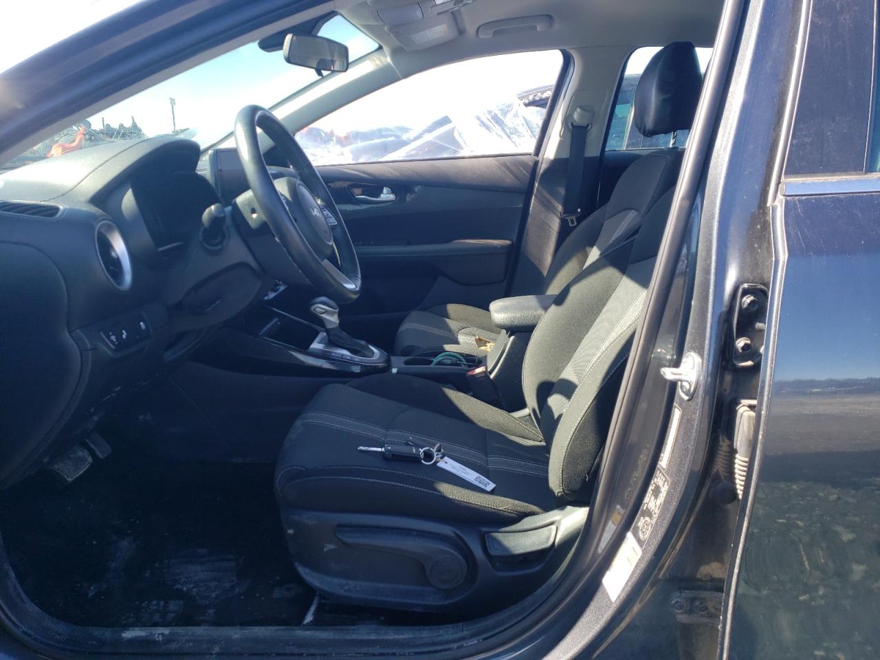 2023 KIA FORTE EX VIN:3KPF34AD2PE696923