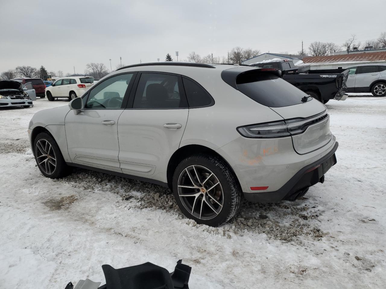 2024 PORSCHE MACAN BASE VIN:WP1AA2A50RLB08474