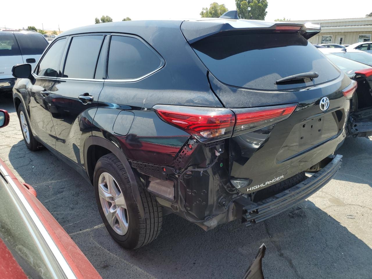 2022 TOYOTA HIGHLANDER L VIN:5TDCZRAH5NS092111