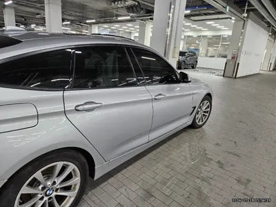 2015 BMW 320 VIN: