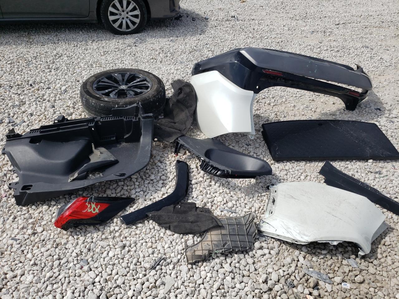 2022 TOYOTA RAV4 SE VIN:4T3T6RFV5NU080692