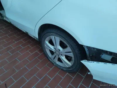 2015 Mercedes-Benz C 220 VIN: