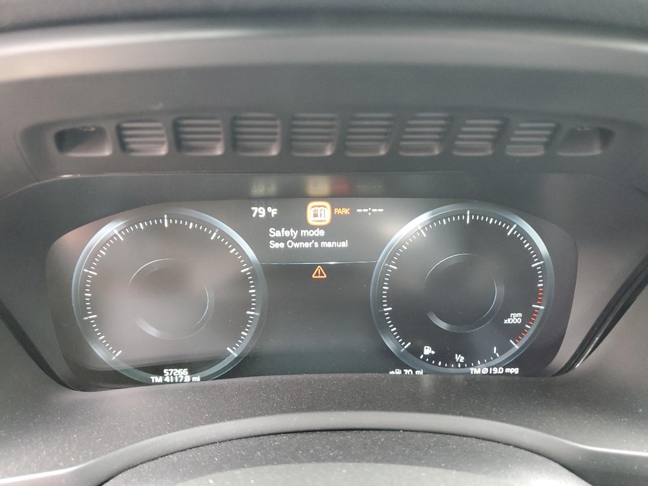 2022 VOLVO XC90 T6 MOMENTUM VIN:YV4A22PKXN1782209