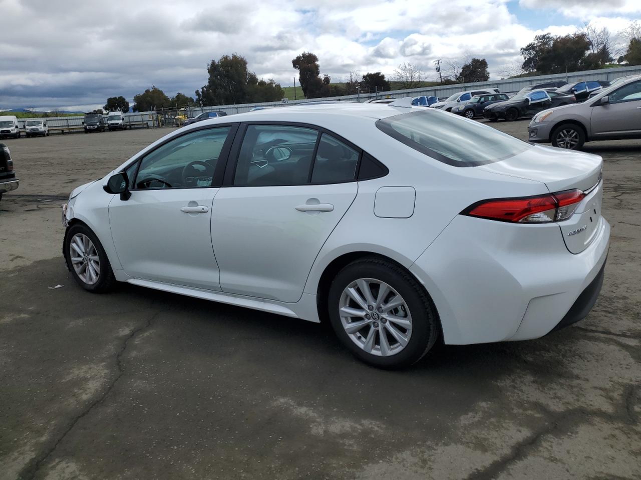 2024 TOYOTA COROLLA LE VIN:5YFB4MDE5RP117375