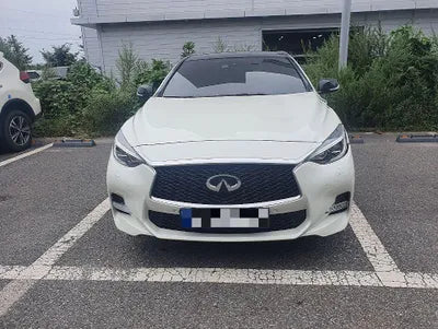 2017 Infiniti Q30 VIN: